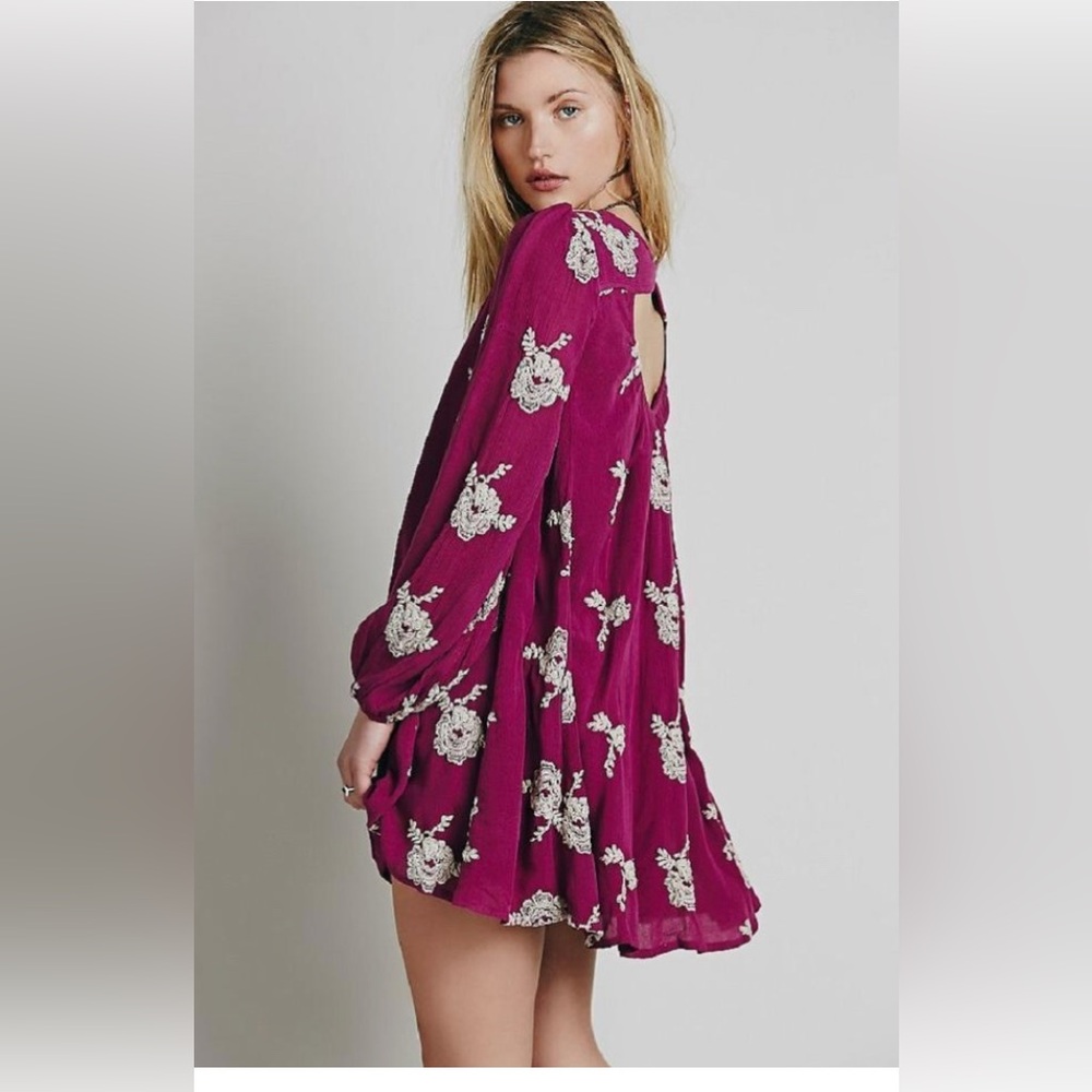 FREE PEOPLE Peasant-Sleeve Embroidered Shift Dress size small - Picture 4 of 12